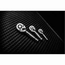 Load image into Gallery viewer, BOXO 3Pc Stubby Ratchet Set
| Boxo UK Load image into Gallery viewer, BOXO 3Pc Stubby Ratchet Set
| Boxo UK