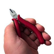 Load image into Gallery viewer, BOXO Spring-Loaded Mini Side Cutter
| Boxo UK Load image into Gallery viewer, BOXO Spring-Loaded Mini Side Cutter
| Boxo UK